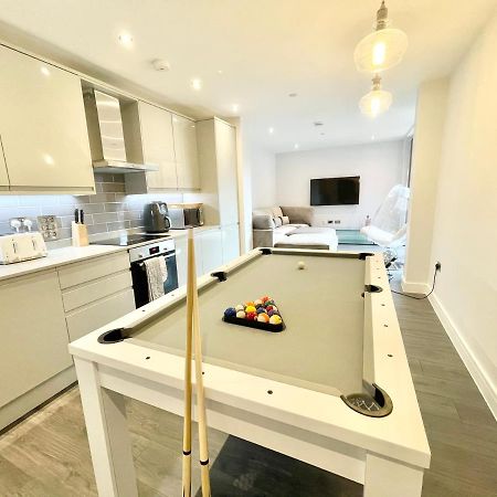 D & D Luxury Apartments Stanmore  Bagian luar foto