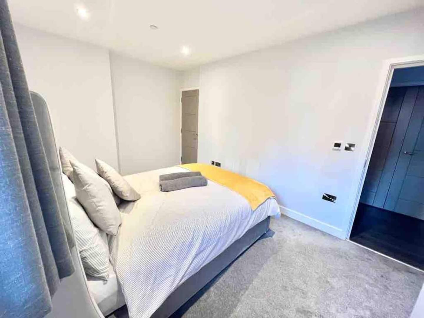 D & D Luxury Apartments Stanmore  Bagian luar foto