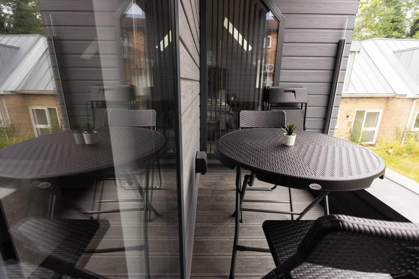 D & D Luxury Apartments Stanmore  Bagian luar foto